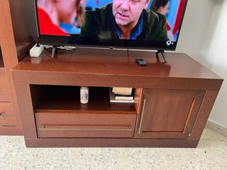 Mueble de salón de madera