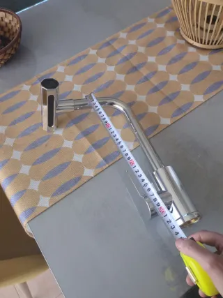 Grifo de cocina nuevo sin estrenar.sin marca conoc