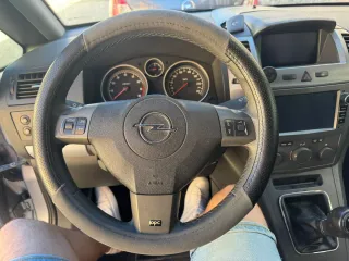 Opel Zafira 2007
