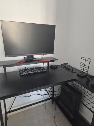 Escritorio Gaming Bestier L LED