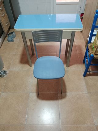 Mesa de cocina abatible azul y gris + regalo silla