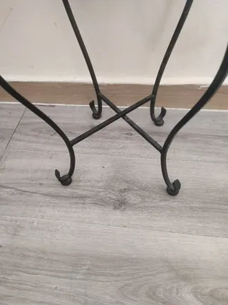 Mesa auxiliar hierro terracota