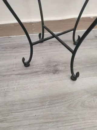 Mesa auxiliar hierro terracota