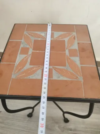 Mesa auxiliar hierro terracota