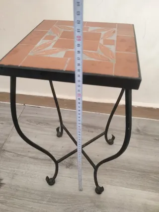Mesa auxiliar hierro terracota