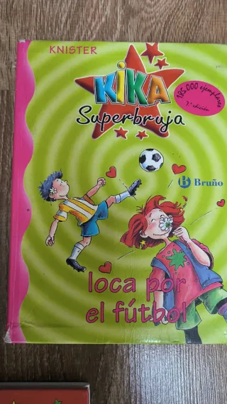 3 libros de Kika Superbruja.Desde 8 años.