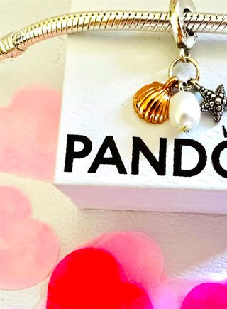 Pandora Charm Madre Perla Caracola Estrella