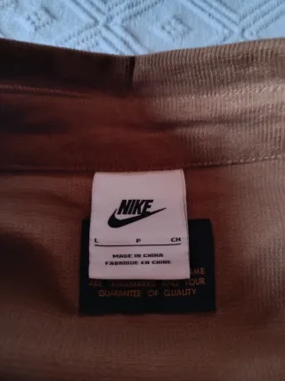 Chaqueta Nike Pana Marrón