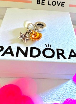 Pandora Charm Mariposa y Perla