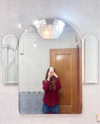 ESPEJO DE BAÑO TRIPTICO CON FORMA DE ARCO.