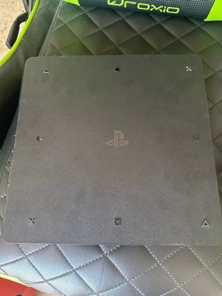 PS4 Slim Nero