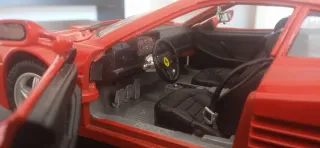 Ferrari 512 TR Testarossa 1/18
