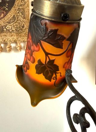 Lampada da tavolo Gallé vetro e metallo