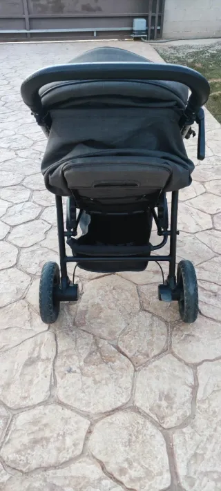 Carrito bebé Joie gris