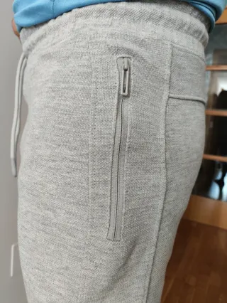 Pantalón chándal gris slim fit