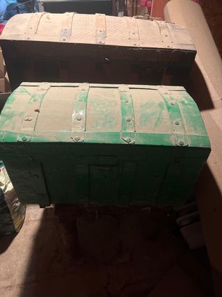 Antichi bauli in legno e metallo