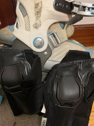 Patines en línea talla 34-37 + accesorios