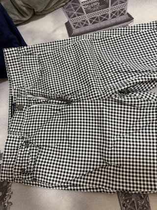 Pantalones Stradivarius cuadros blanco y negro