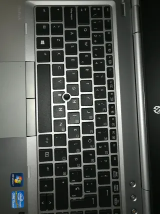 * NUEVO* Portátil HP 7480P i5