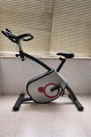 Estetica,elíptica,bicicleta,bascula