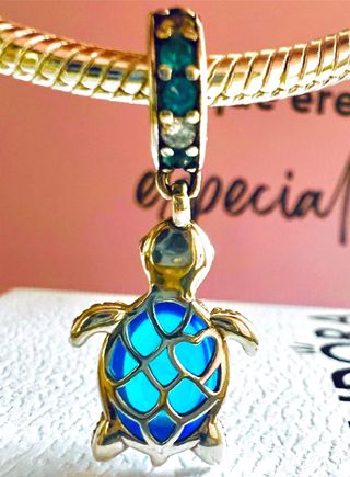 Pandora Charm Tortuga Azul Dorado