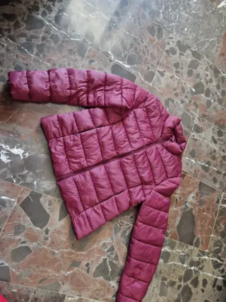 Chaqueta acolchada morada