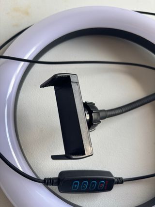 Aro de luz LED con soporte para móvil