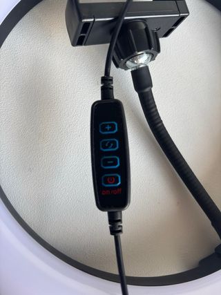 Aro de luz LED con soporte para móvil