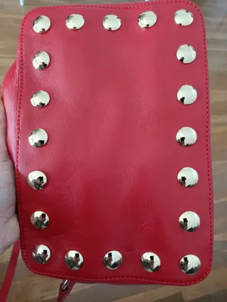 Bolso piel Uterqüe rojo tachuelas SIN ESTRENAR