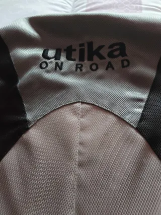 Chaqueta Motera Utika Negra y Gris