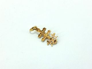colgante oro 18k
