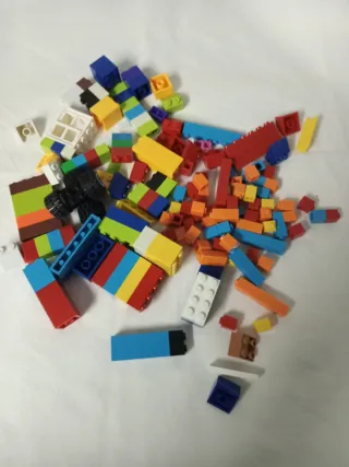 Lote de piezas lego