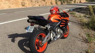 Honda CBR 600 RR Deportiva Naranja/Negra