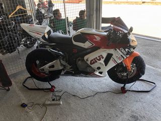 Honda CBR 600 RR Deportiva Naranja/Negra