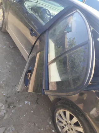 Puertas de coche Volkswagen Passat enteras