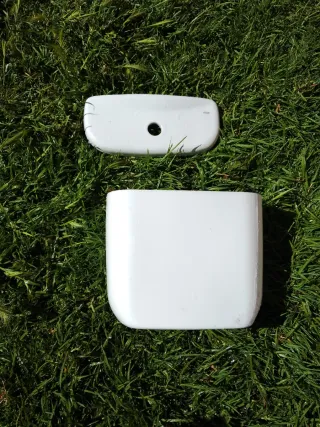 Inodoro de porcelana blanco