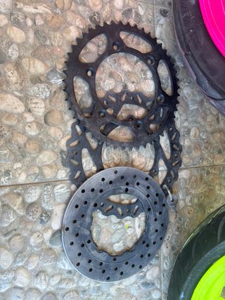 Ruedas Supermotard (2) Neumáticos y Llantas