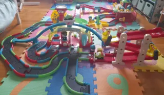 Pista ItsImagical con coches