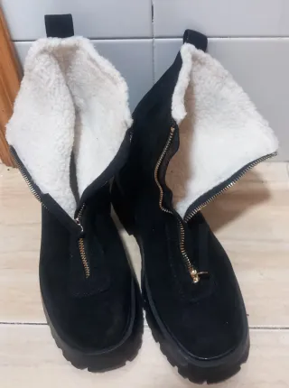 Botas de mujer con cremallera y forro