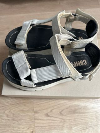 Sandalias Camper Piel Beige/Negro Talla 37.