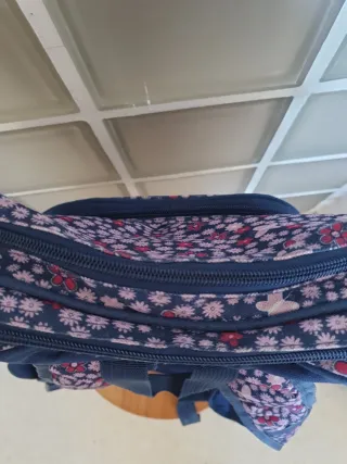 Mochila escolar floral Movom