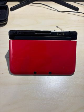Nintendo 3DS XL Roja