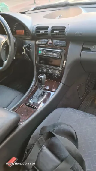 Mercedes-Benz Clase C 2004