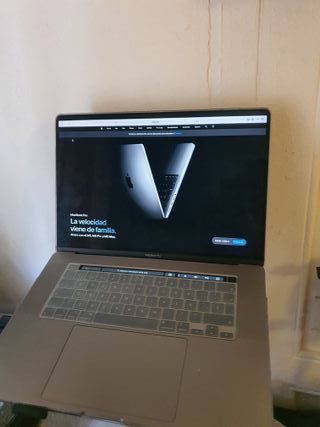 MacBook Pro 16 2019 i7 16GB RAM 500GB SSD