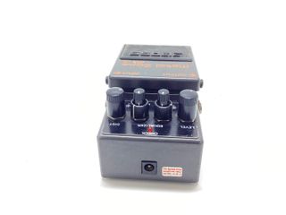 pedal efectos boss mt-2