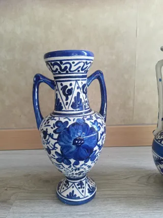 Juego de 2 jarrones azules y blancos