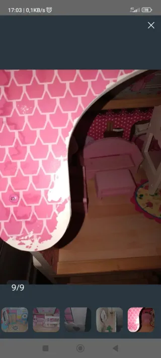 Casa de muñecas de madera