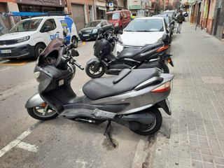 Suzuki Burgman 125cc Negra/Gris