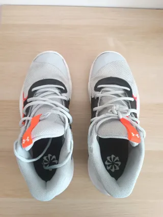 Zapatillas Baloncesto Under Armour Rojas Blancas