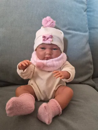 Muñeca bebé con accesorios rosa